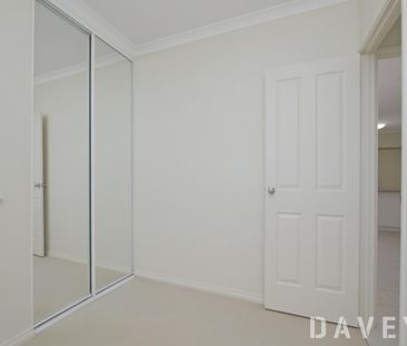 52A Milford Way, Nollamara WA 6061 - House For Rent - $700 | Domain - Photo 4