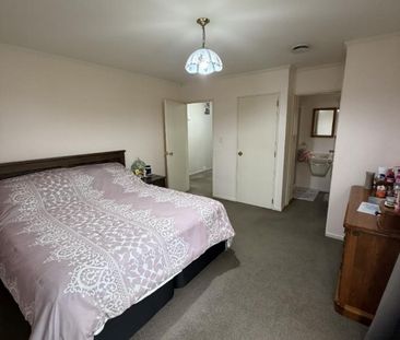 Large Family Home In Quiet Area of Richmond - Photo 6