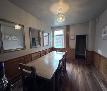 6 bedroom semi-detached house to rent - Photo 4