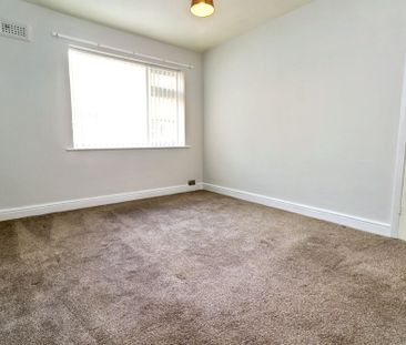 Hope Street, Newton-Le-Willows - Photo 4