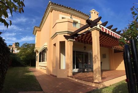 3 room luxury House for rent in Alcaidesa, Andalusia - Photo 4