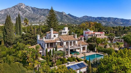 6 bedroom luxury Villa for rent in La Carolina, Spain - Photo 3