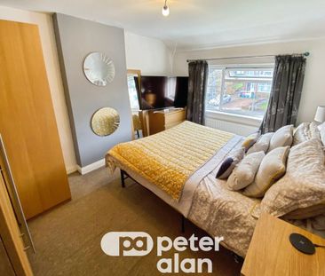 Elm Grove, NEWPORT - Photo 3