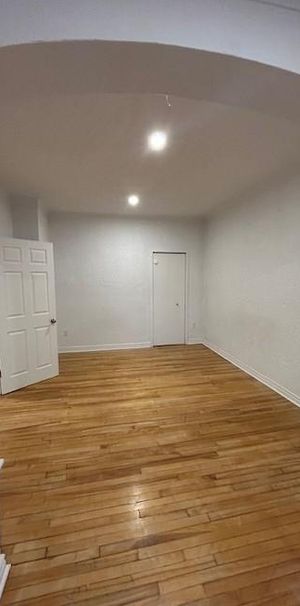 Magnifique 4½ situé près du métro Vendôme - Photo 1