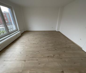 Renovierte 2 ZKB-Wohnung in Heppens zu vermieten! - Foto 3