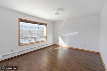 House for rent in Côte-Des-Neiges | Semi-furnished duplex - Photo 5