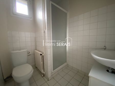 Location Appartement 2 pièces 46m² - Photo 3