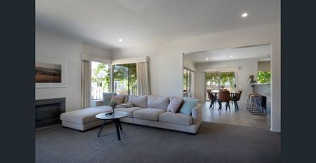 Generous size family home in desirable location. - Photo 3