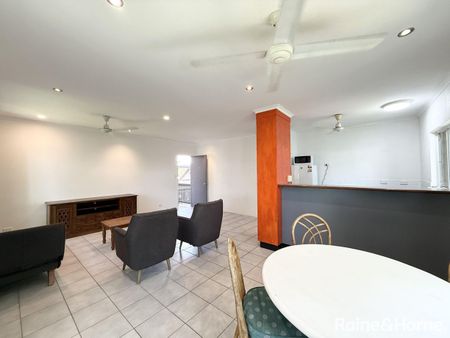 2 BEDROOM : 1 BATHROOM : FULLY FURNISHED : POOL - Photo 2