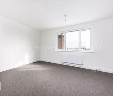 3 bedroom apartment to rent - Photo 1