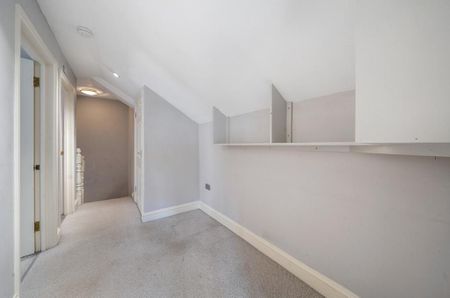 2 bedroom maisonette to rent - Photo 2