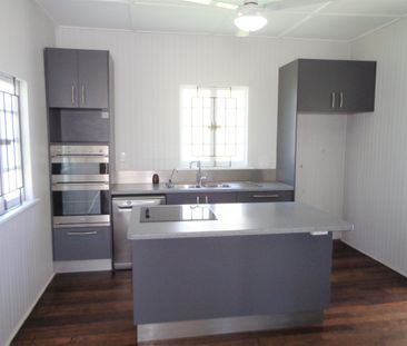 Gorgeous Miners Cottage in the Heart of Hermit Park! - Photo 4