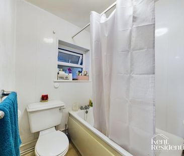 1 bed flat to rent in New Road, Chatham, ME4 - Photo 3