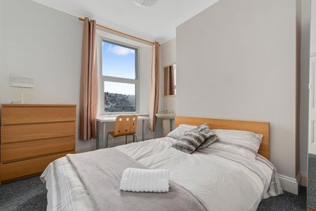 Ashford Road, Plymouth - Photo 2