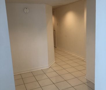 For Lease - 898 Rambleberry Avenue Unit# Lower, Pickering, Ontario - Photo 3