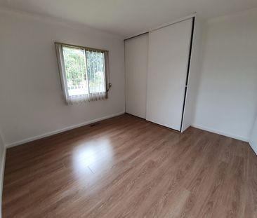 1/10 Binalong Avenue, Chadstone VIC 3148 - Apartment For Rent | Domain - Photo 1