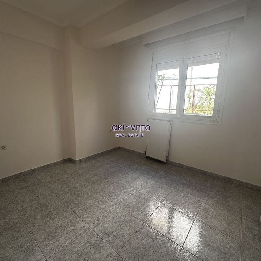 Studio/Γκαρσονιέρα για ενοικίαση Καλλιθέα - Άγιοι Θεόδωροι (Συκιές) - Φωτογραφία 1
