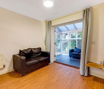 5 bedroom semi-detached house to rent - Photo 3