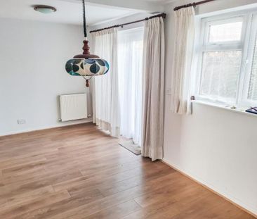 2 bedroom house to rent - Photo 2