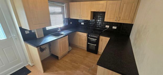 2 bed terraced house to rent in SR5 - Photo 1
