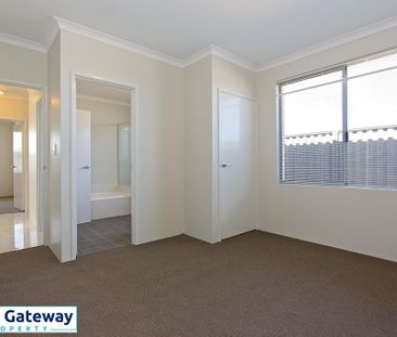 14 Chicory Street, TREEBY WA 6164 - Photo 3