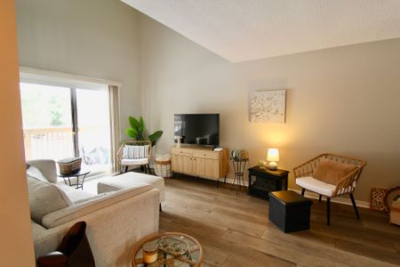 For Lease - 178 Scott Street Unit# 54, St. Catharines, Ontario - Photo 3