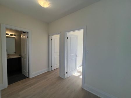 For Lease - 173 Seguin Street, Richmond Hill, Ontario - Photo 3