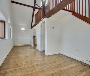 Lower Quay Close, Fareham - Photo 2