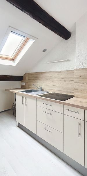 Appartement à louer - REIMS- PROCHE GARE - Photo 1