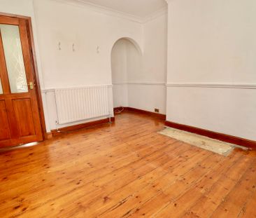 3 bedroom Mid Terraced House to let - Photo 2