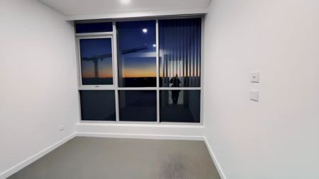 6 Finch Drive, Sydney - Photo 3