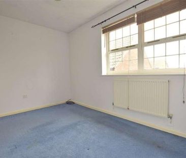 Hunters Road, Bishops Cleeve, Cheltenham, Gloucestershire, GL52 - Photo 4