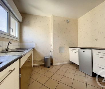 Location Appartement 1 pièce 37m² ST ANDRE LES VERGERS 10120 - Photo 4