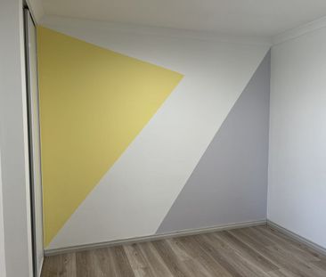 Neat and Cozy Home | - Photo 2