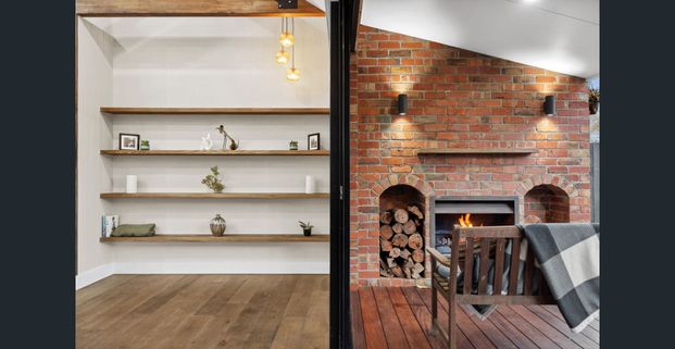 Custom Renovated Fully Furnished Home – Gardener and Water Bills Included - Photo 1