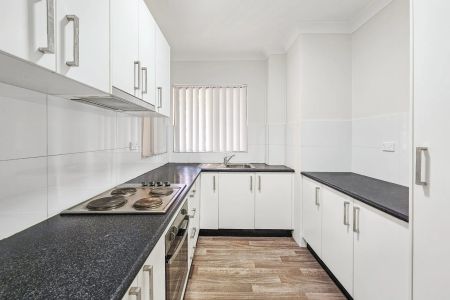 RENOVATED 2 BEDROOM UNIT WITH SPLIT AIR CONDITIONER - Photo 3