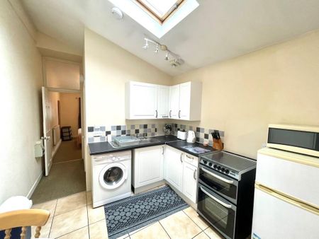 1 bedroom flat to rent - Photo 5