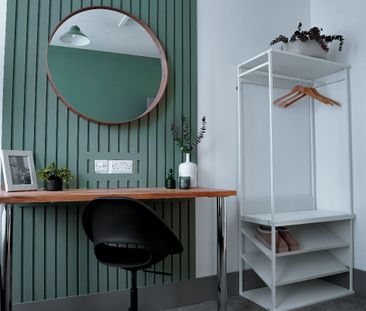 Bed 2, Borough Hotel, Great Crosshall Street, Liverpool. - Photo 4