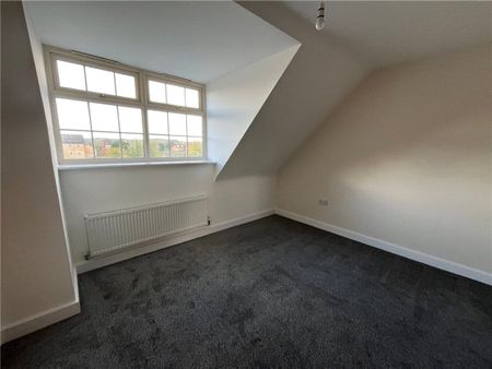 A three bedroom semi-detached property situated on the popular Comelybank Drive development. - Photo 4