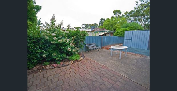 Great 2 Bedroom Unit - Photo 1