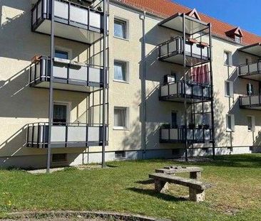 Traumhafte 3 Zimmerwohnung mit Balkon und Garten! - Foto 1