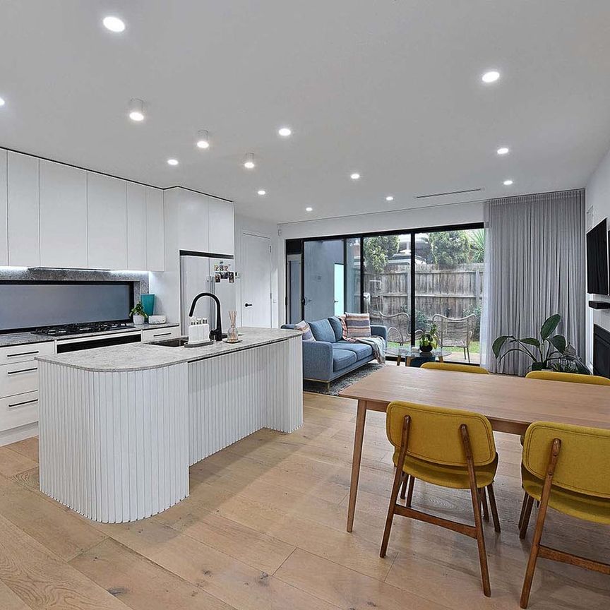 Spacious & Modern Living in a Convenient Glenroy Location - Photo 1