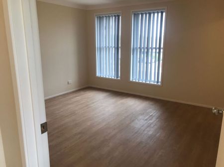 Great Location - 4 Bedroom Duplex - Photo 2