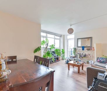 2 Bed Flat, Leys Court, SW9 - Photo 1