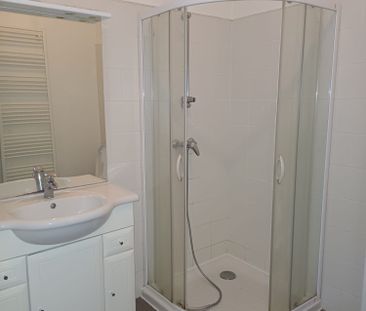 Location Appartement 3 pièces 72m² - Photo 3
