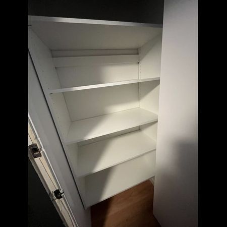 YORK HOUSE - Photo 3