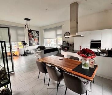 Moderne Attikawohnung mit grosser Terrasse - Photo 3