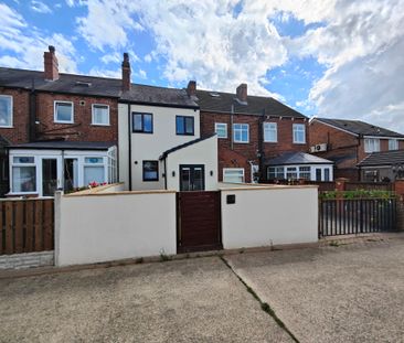 3 bedroom terraced house to rent - Photo 1
