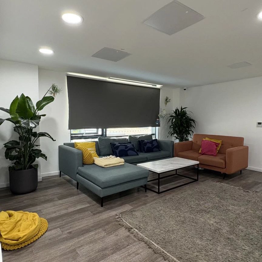 Diamond Studio - Photo 1