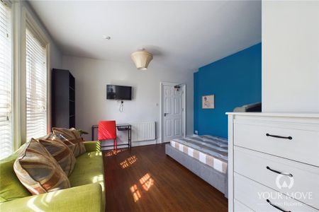 1 bedroom in a house share to rent - Photo 5